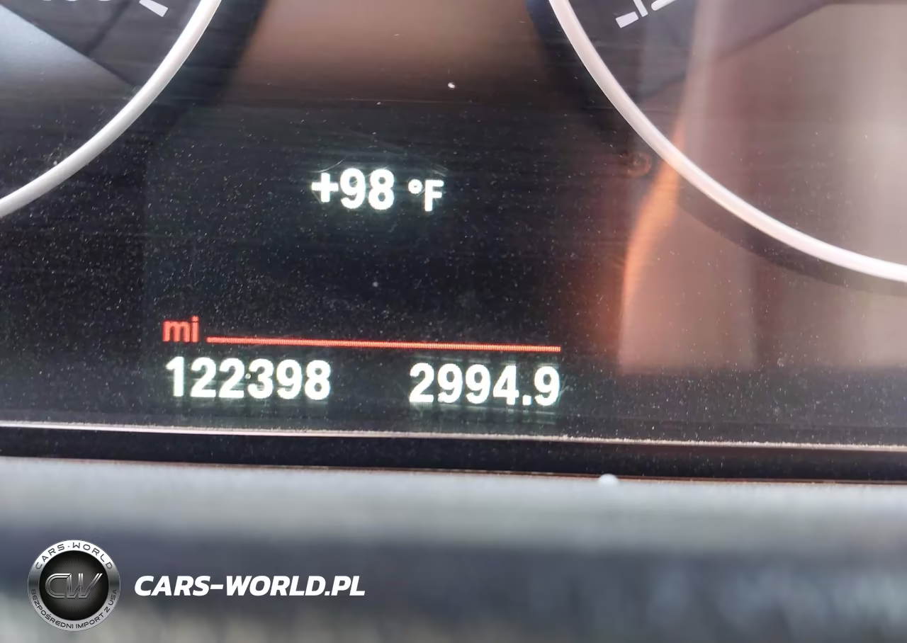 2018 BMW 320I VIN:WBA8E1G51JNU92437 - 15