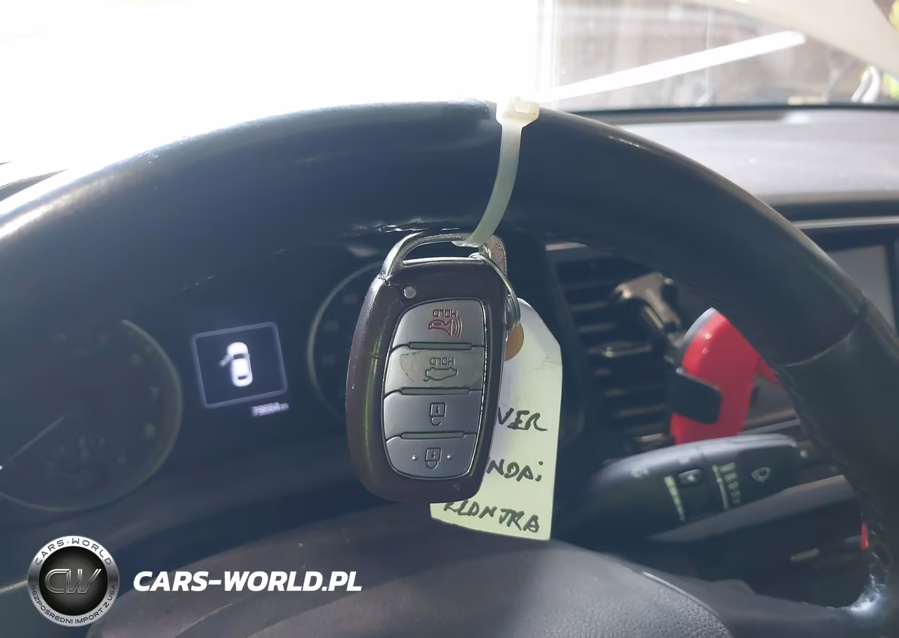 2018 Hyundai Elantra Value Edition VIN:5NPD84LFXJH274716 - 11