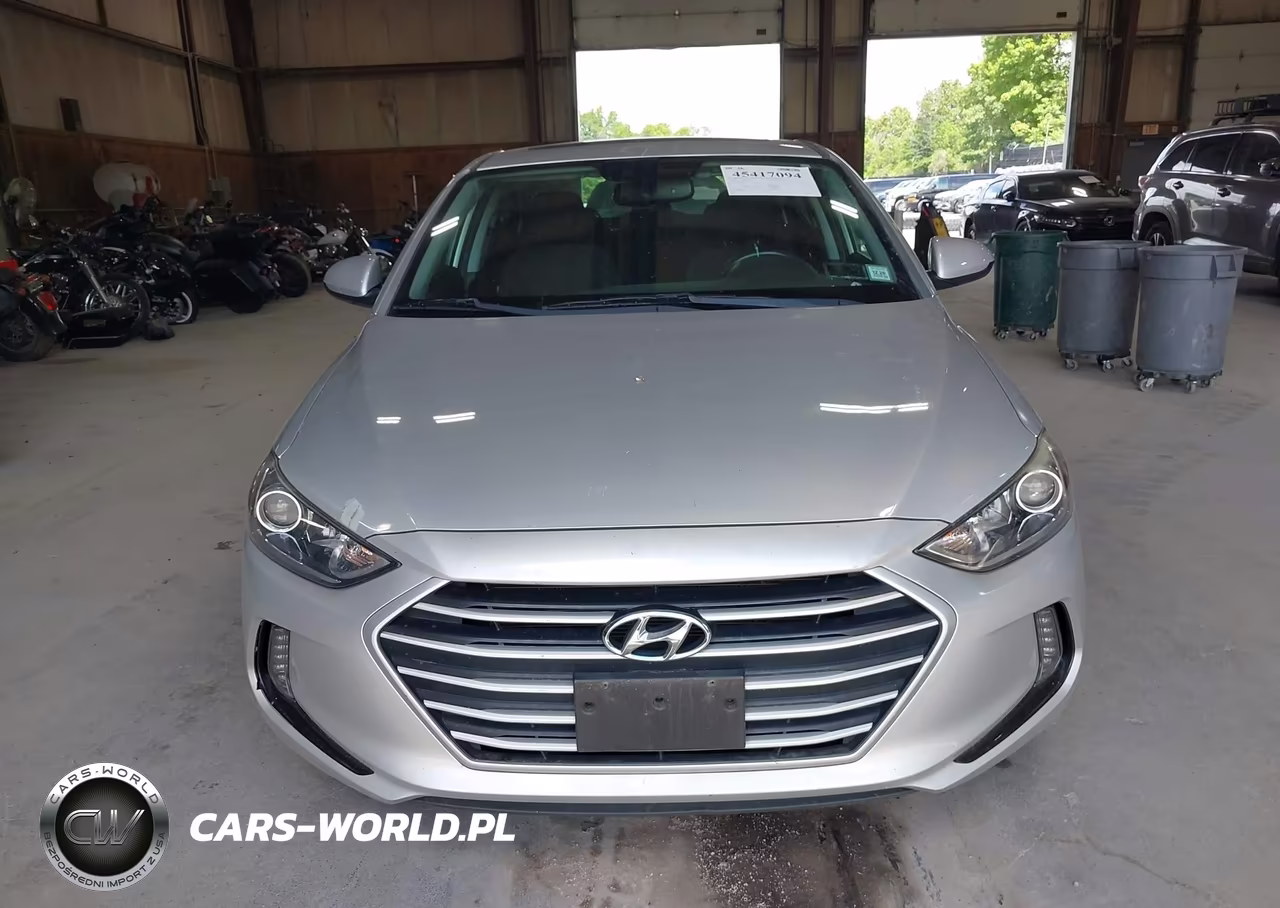 2018 Hyundai Elantra Value Edition VIN:5NPD84LFXJH274716 - 12