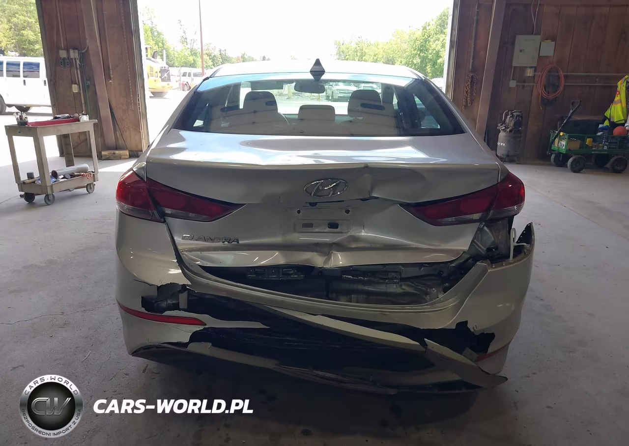 2018 Hyundai Elantra Value Edition VIN:5NPD84LFXJH274716 - 6