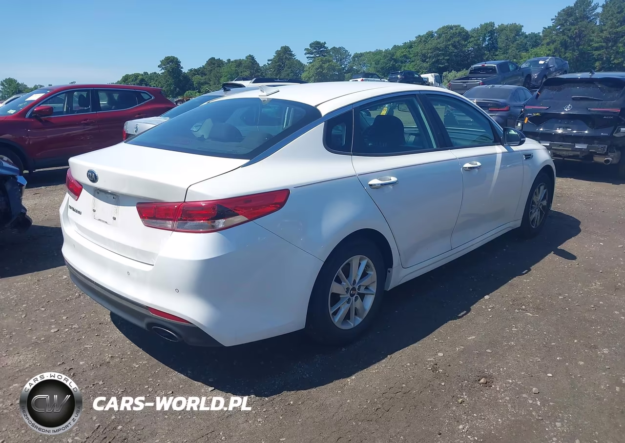 2018 Kia Optima Lx VIN:KNAGT4L30J5216676 - 4