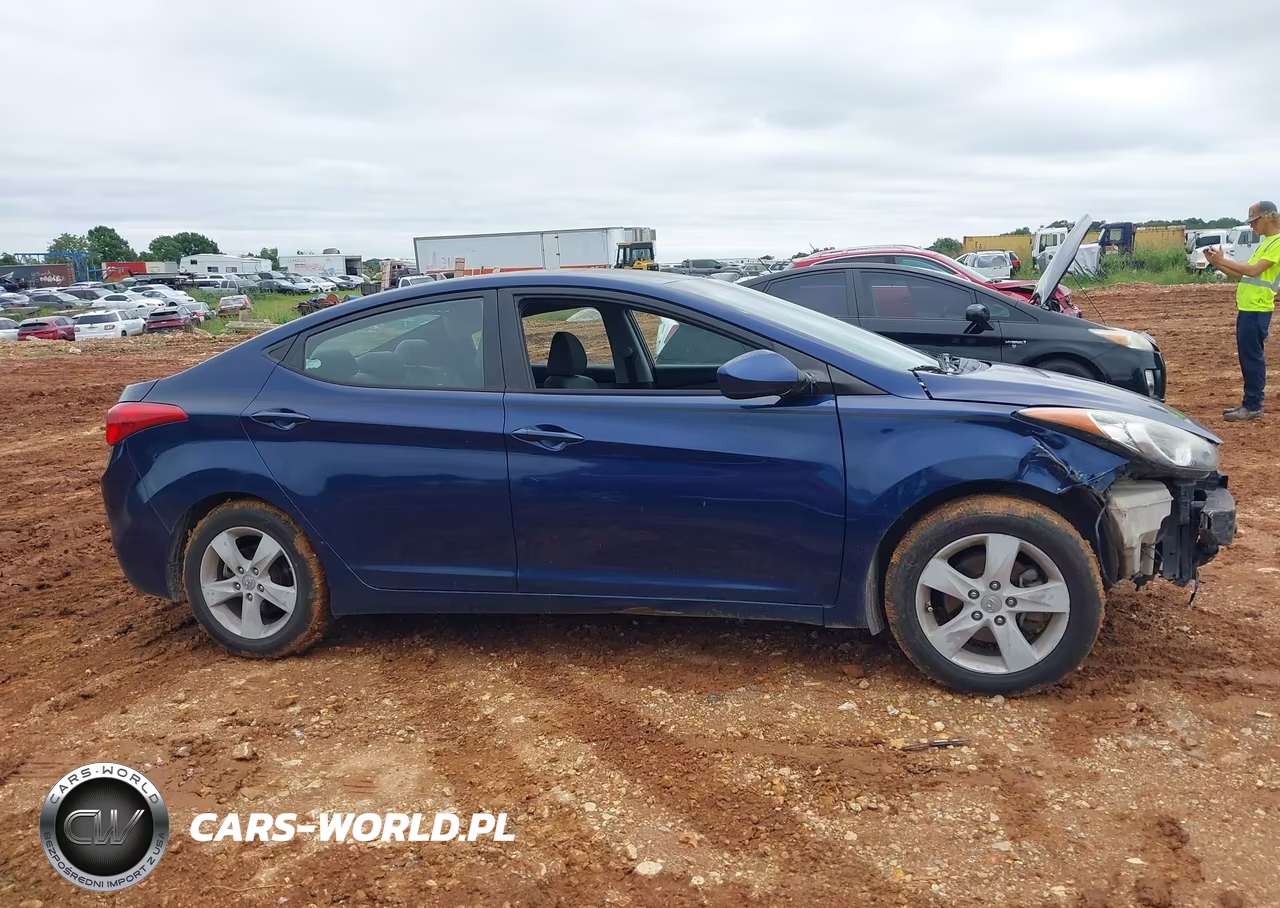 2013 Hyundai Elantra Gls VIN:KMHDH4AE3DU713481 - 14