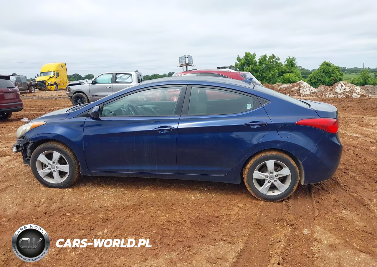 2013 Hyundai Elantra Gls VIN:KMHDH4AE3DU713481 - 15