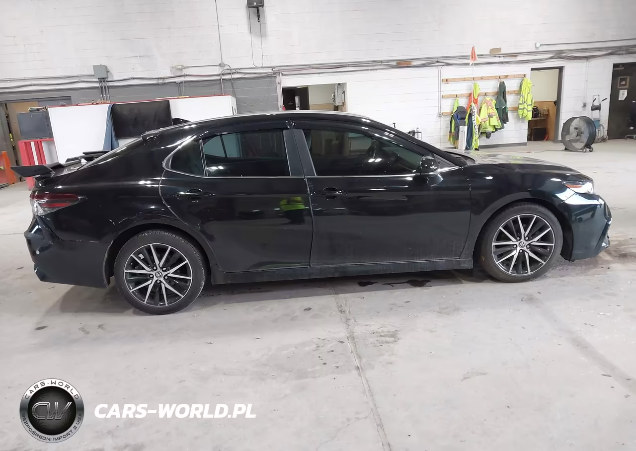 2021 Toyota Camry Se VIN:4T1G11AK0MU539651 - 13