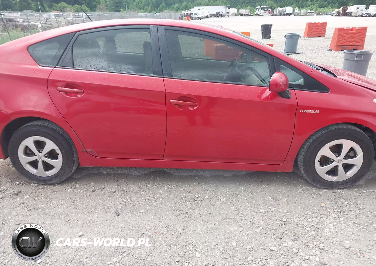 2014 Toyota Prius Two VIN:JTDKN3DU3E1738224 - 13