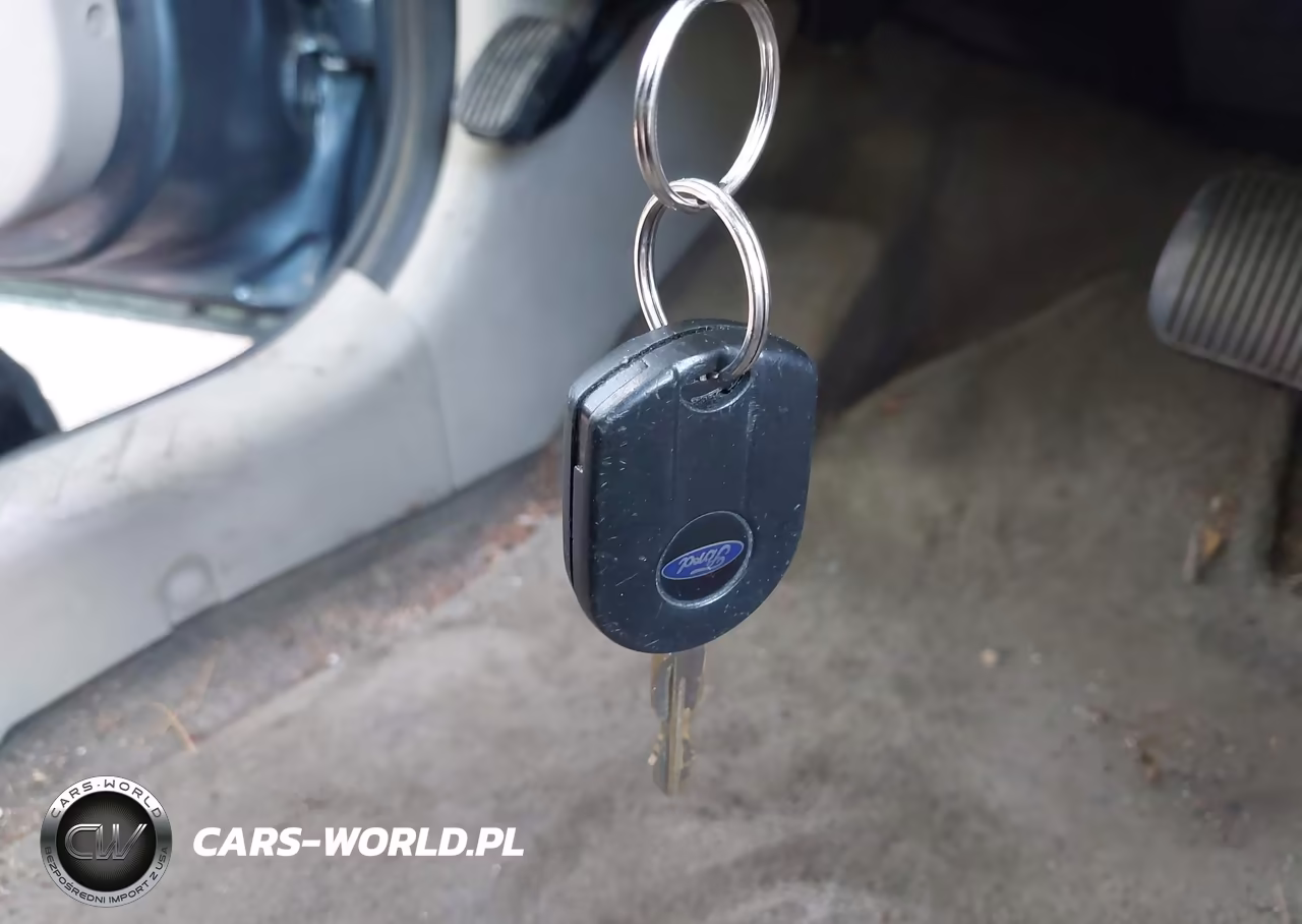 2010 Ford Escape Xlt VIN:1FMCU0DG0AKA42761 - 11