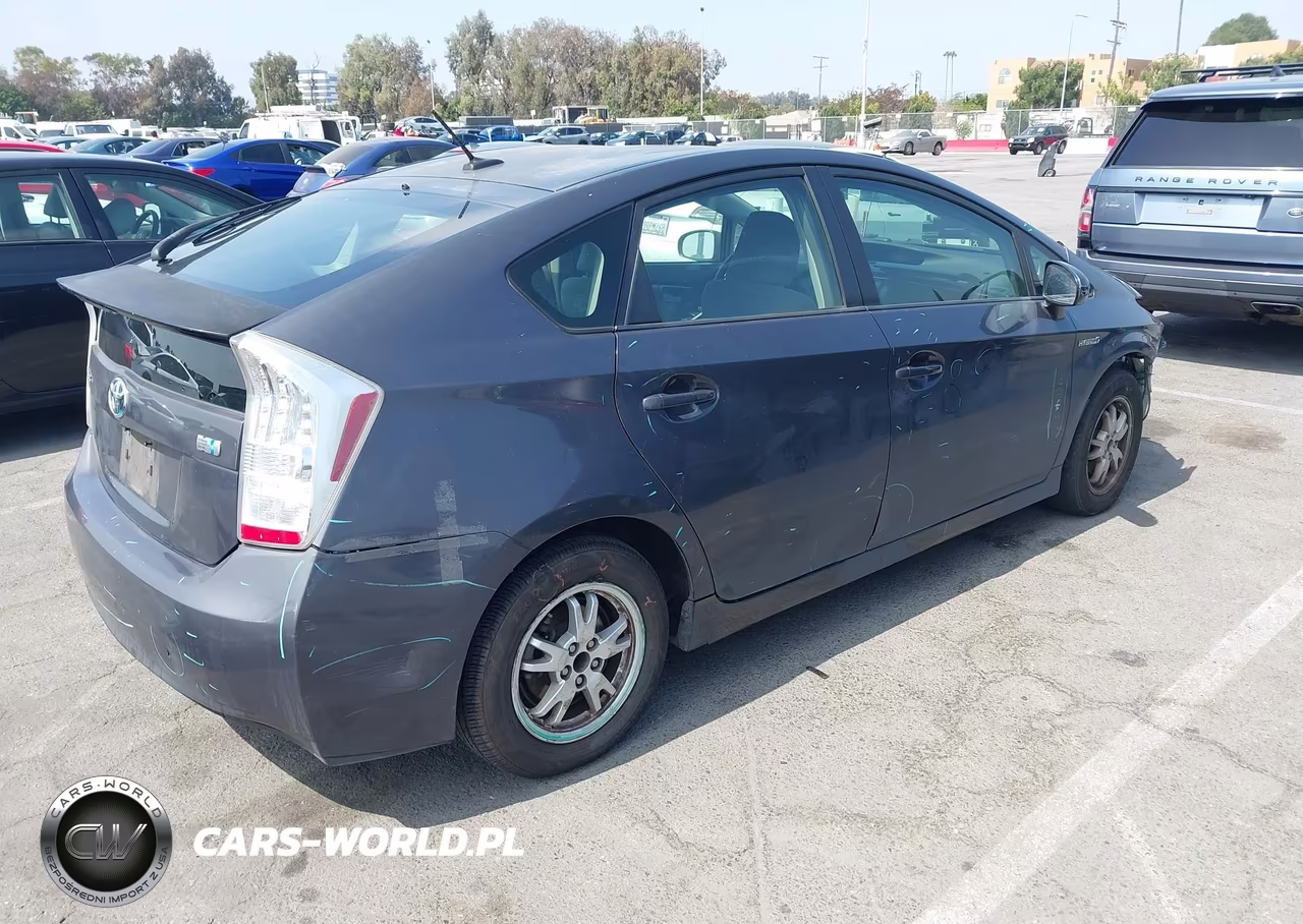 2010 Toyota Prius Ii VIN:JTDKN3DU8A1264409 - 4