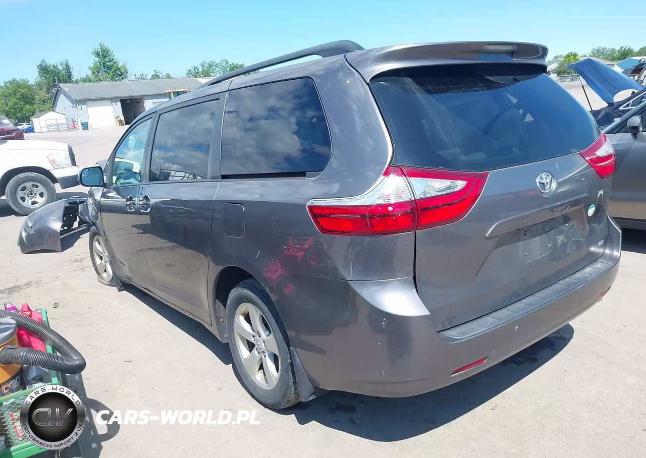 2017 Toyota Sienna Le 8 Passenger VIN:5TDKZ3DC9HS852733 - 3