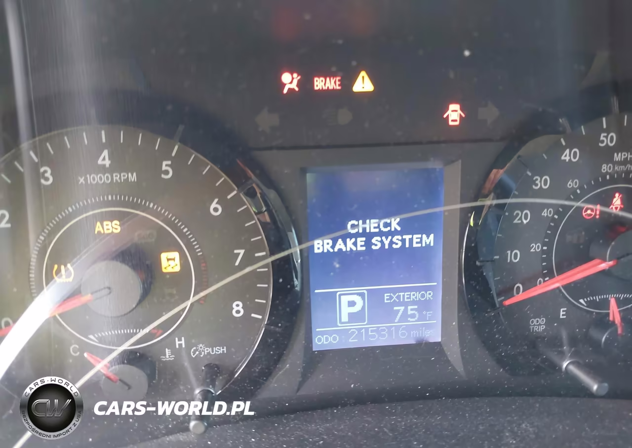 2017 Toyota Sienna Le 8 Passenger VIN:5TDKZ3DC9HS852733 - 7