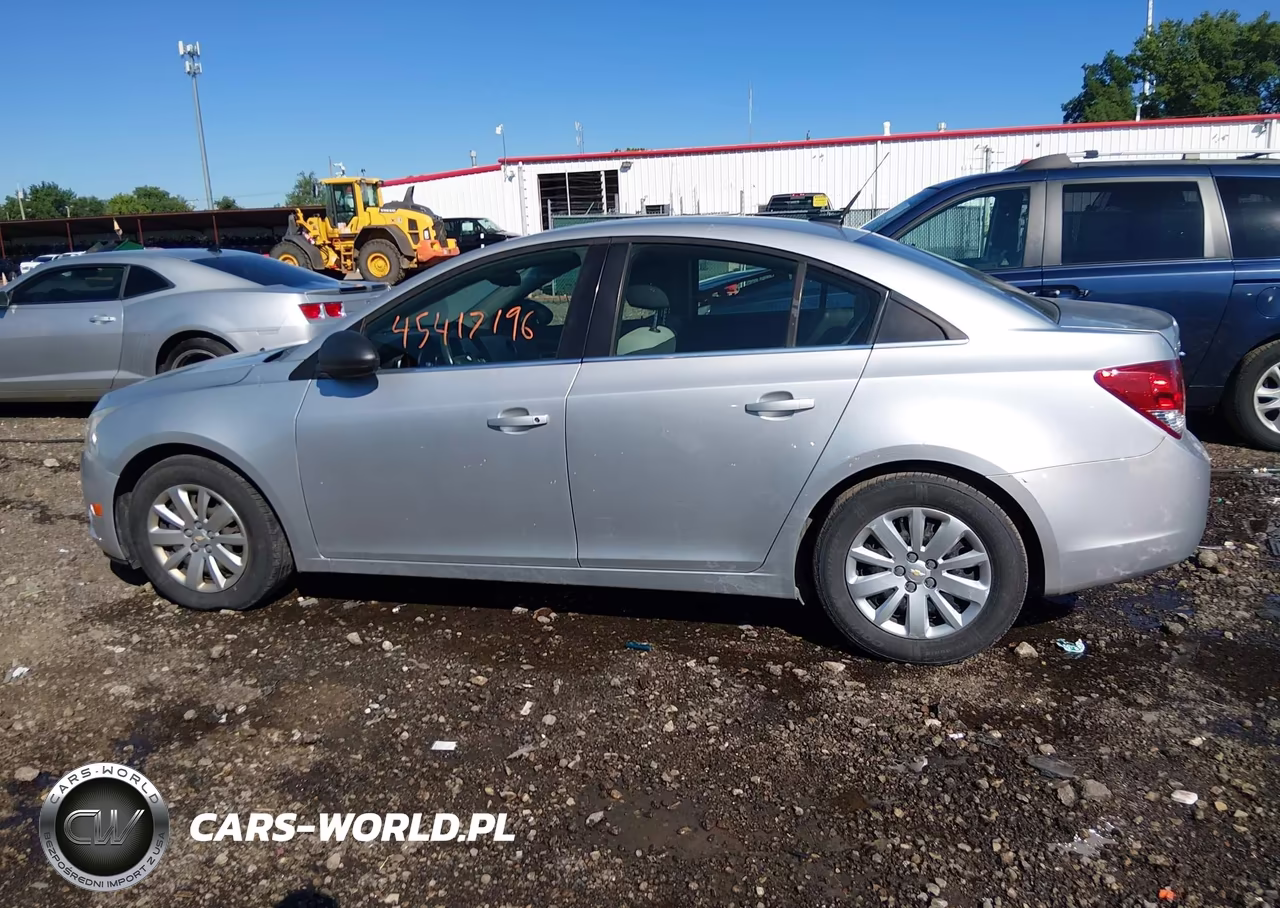2011 Chevrolet Cruze Ls VIN:1G1PC5SH8B7179994 - 14