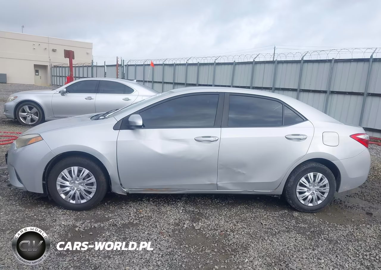 2015 Toyota Corolla L VIN:2T1BURHE0FC255179 - 15