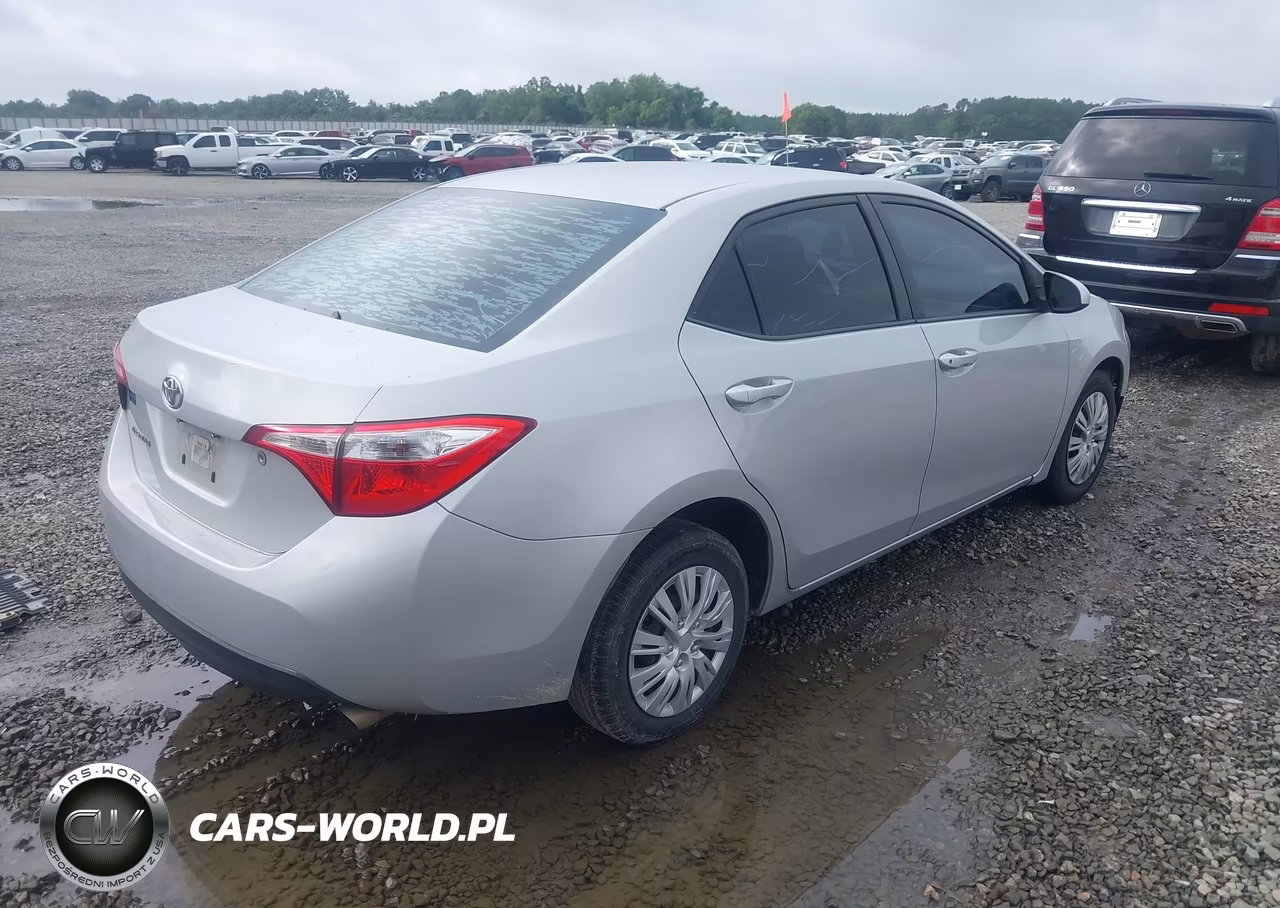 2015 Toyota Corolla L VIN:2T1BURHE0FC255179 - 4