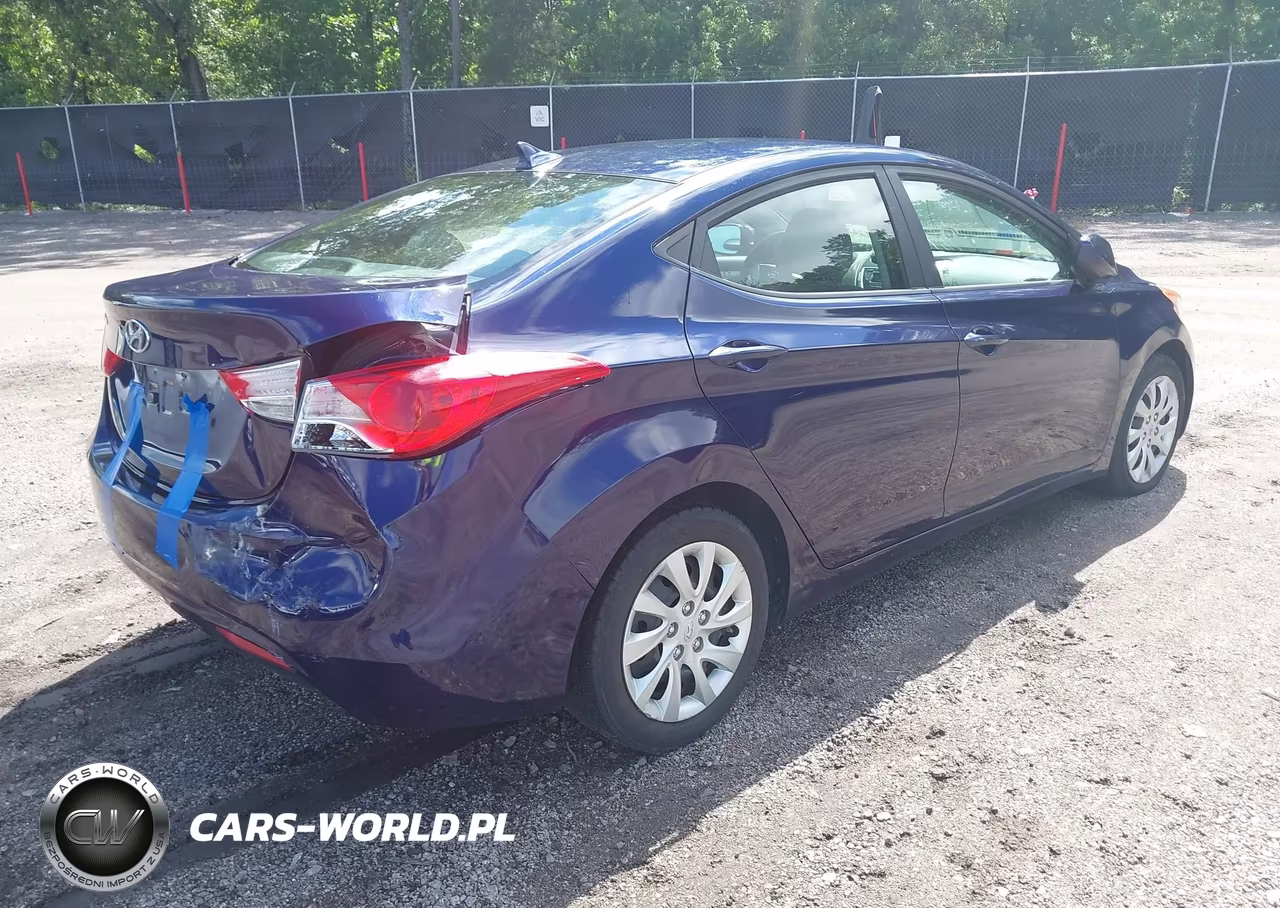 2012 Hyundai Elantra Gls VIN:5NPDH4AEXCH100755 - 4