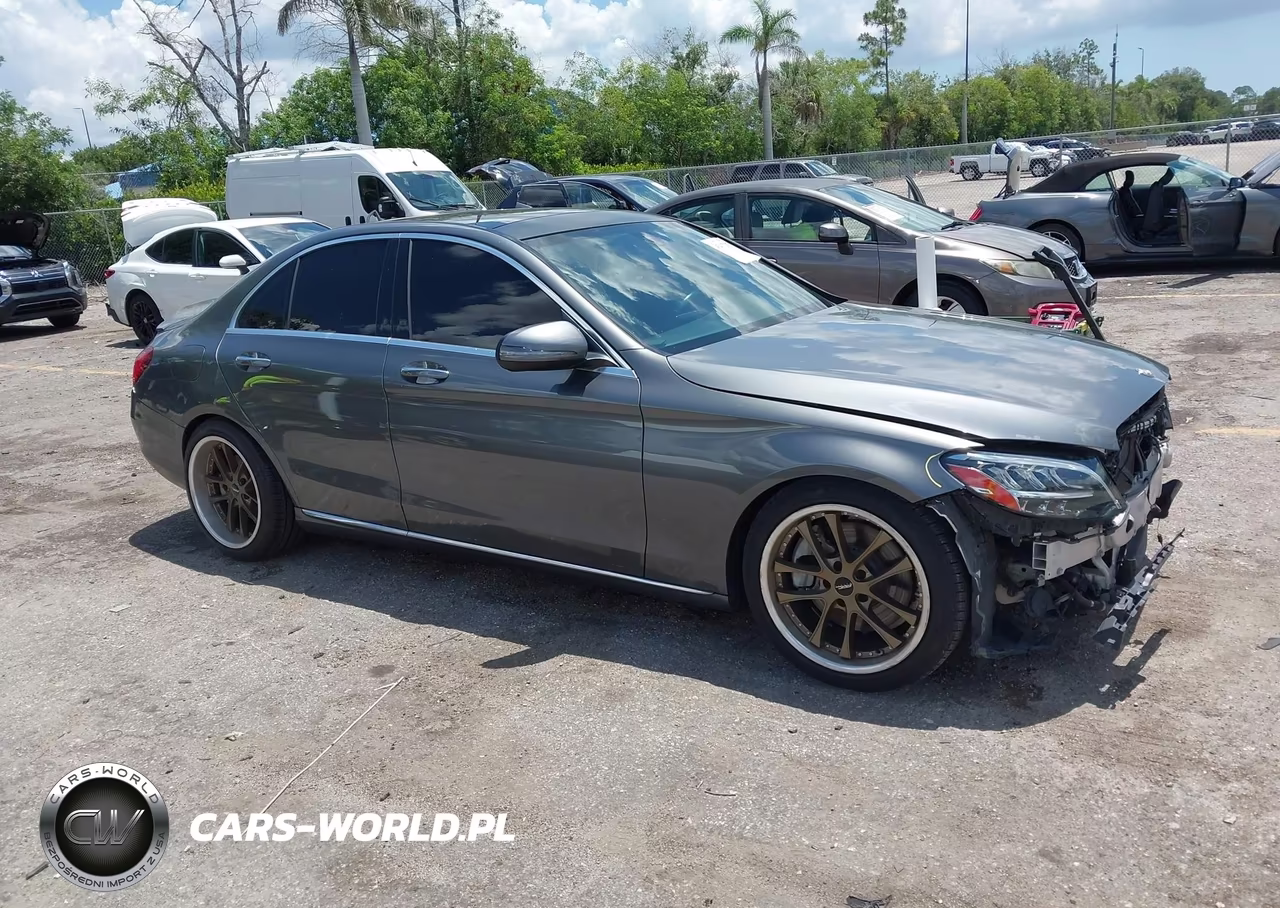 2019 Mercedes-Benz C 300 4Matic