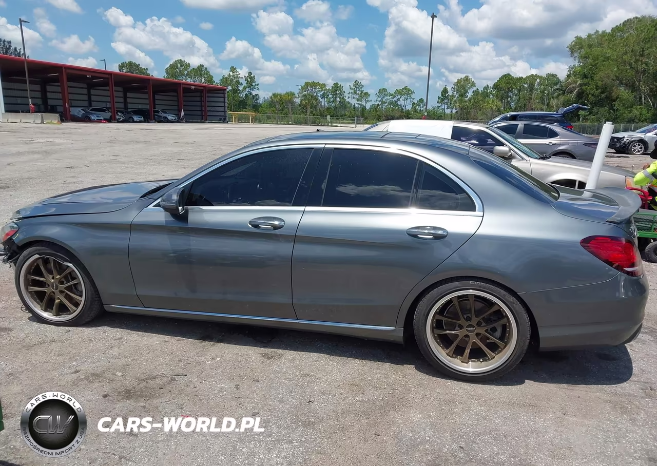 2019 Mercedes-Benz C 300 4Matic VIN:55SWF8EB4KU285435 - 15