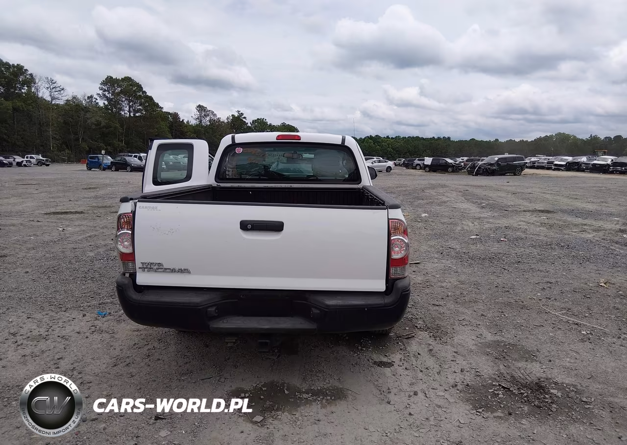 2015 Toyota Tacoma VIN:5TFTX4CN7FX054516 - 16