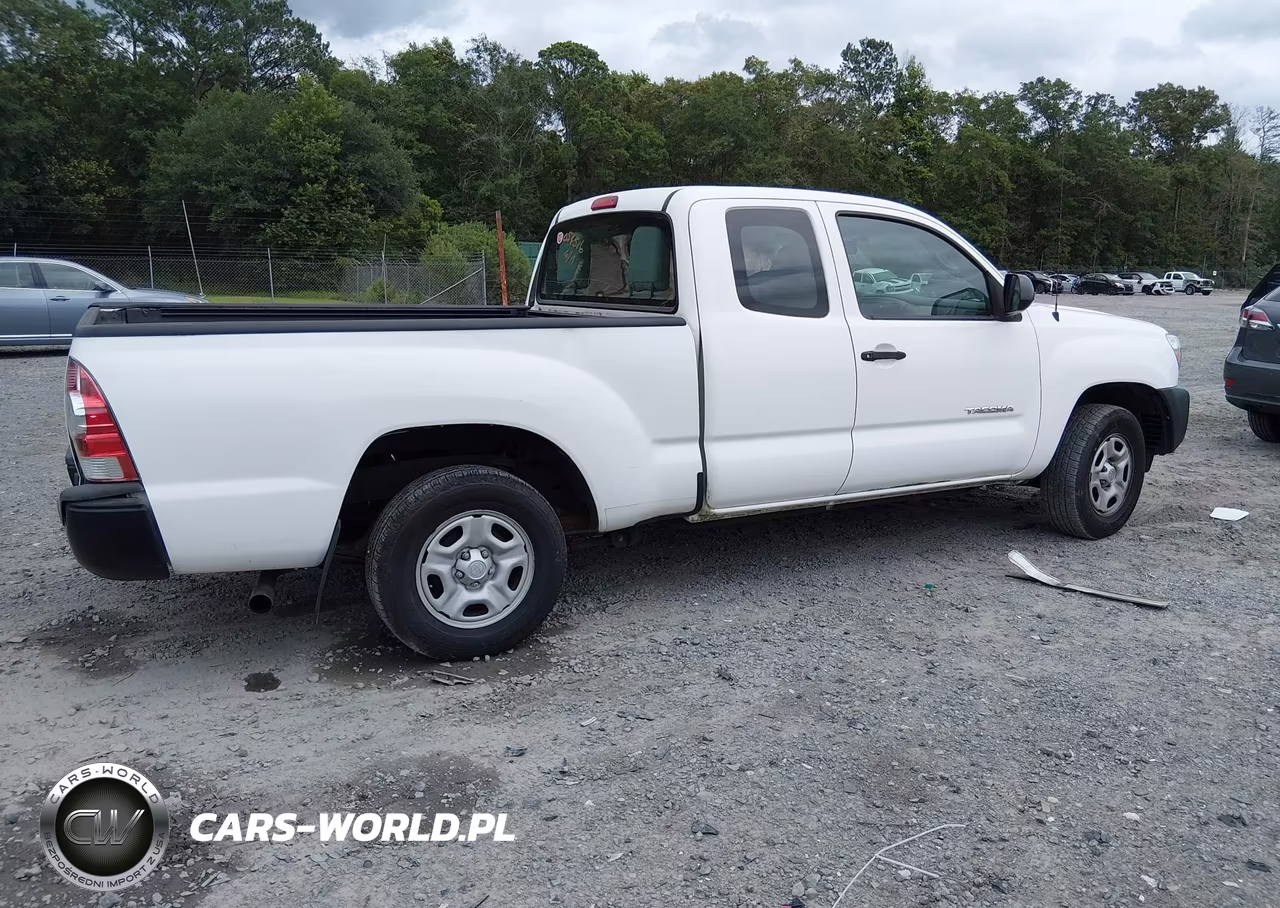 2015 Toyota Tacoma VIN:5TFTX4CN7FX054516 - 4