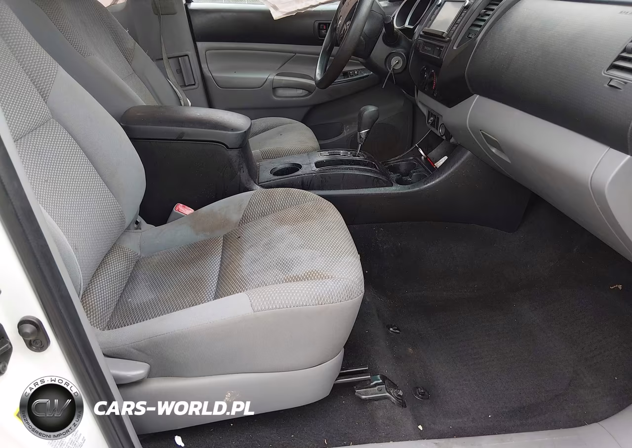2015 Toyota Tacoma VIN:5TFTX4CN7FX054516 - 5