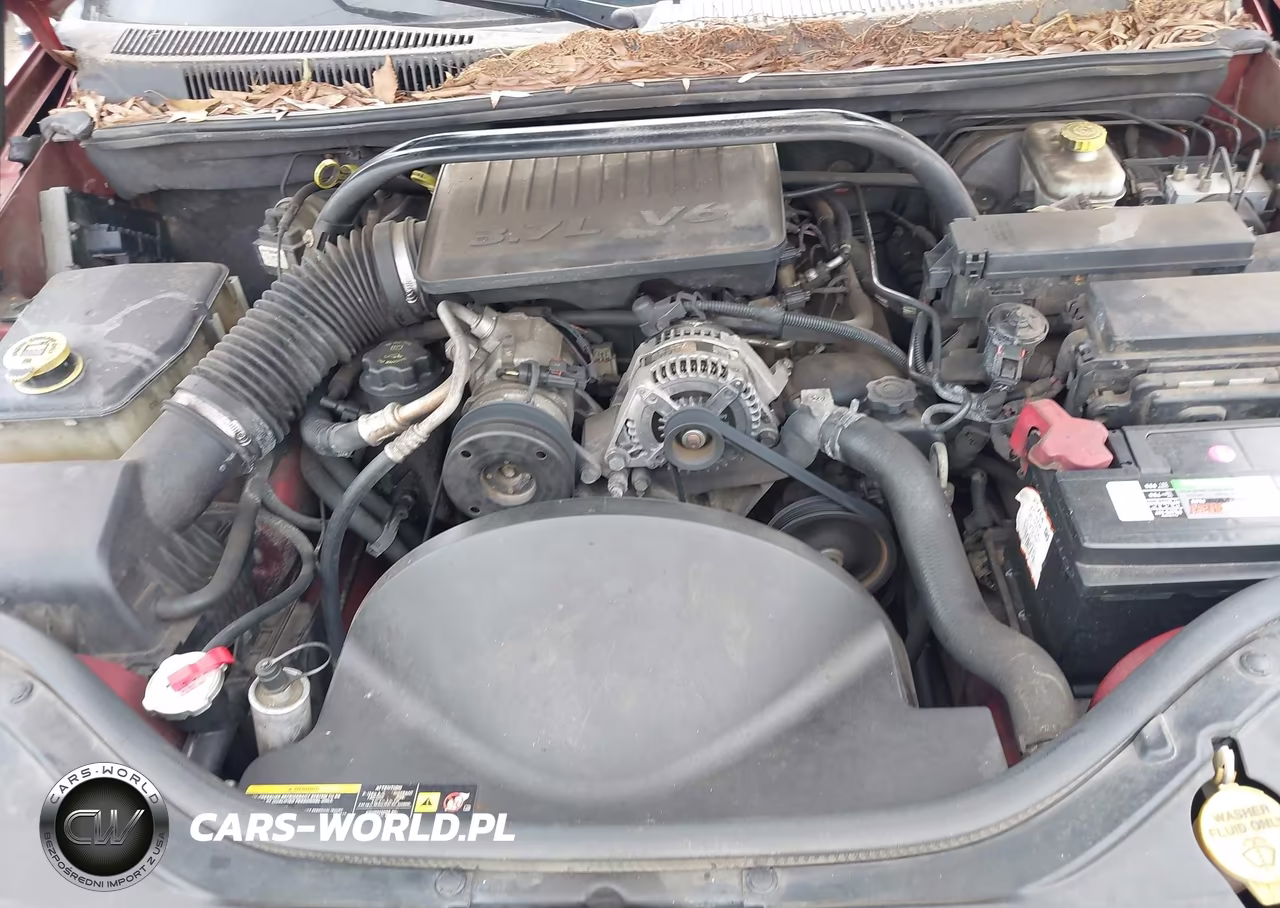 2005 Jeep Grand Cherokee Laredo VIN:1J4GR48K25C513347 - 10