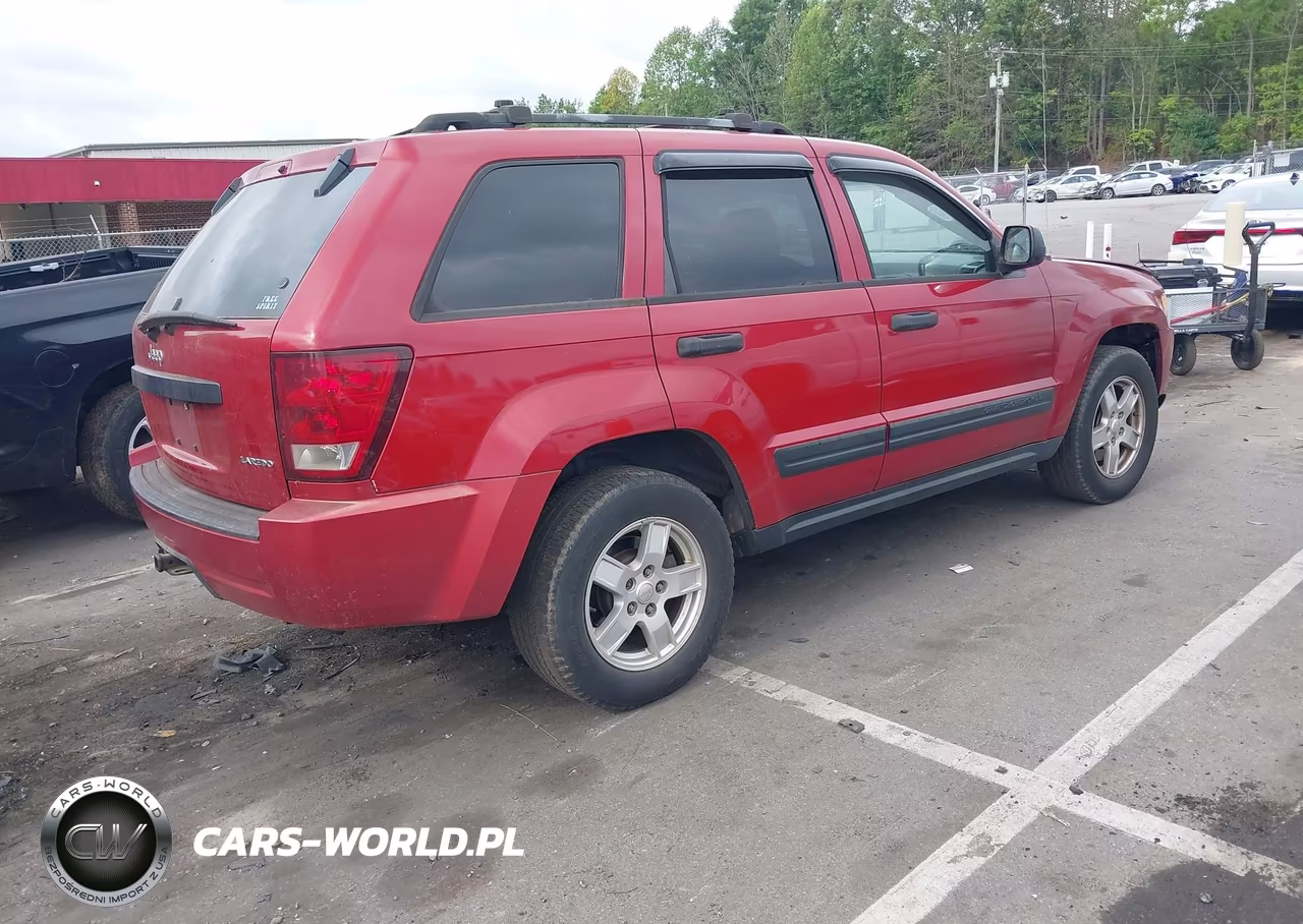 2005 Jeep Grand Cherokee Laredo VIN:1J4GR48K25C513347 - 4