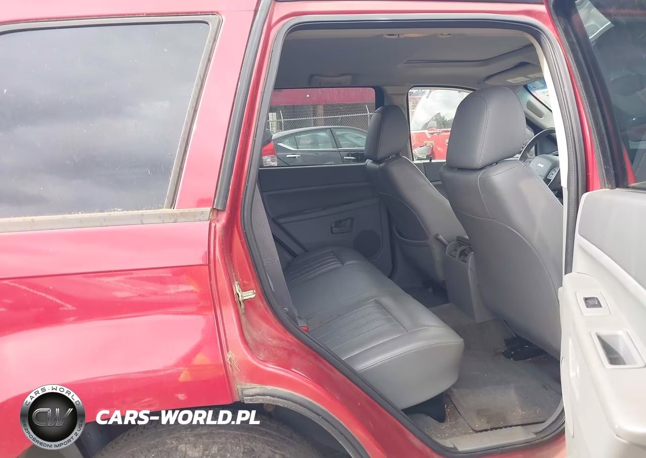 2005 Jeep Grand Cherokee Laredo VIN:1J4GR48K25C513347 - 8