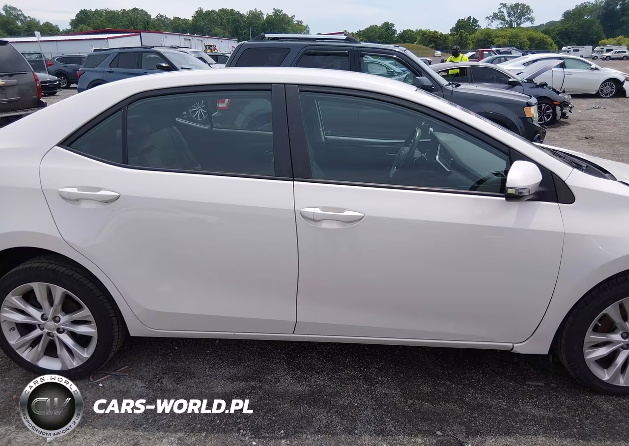 2018 Toyota Corolla Se VIN:5YFBURHE4JP804066 - 13