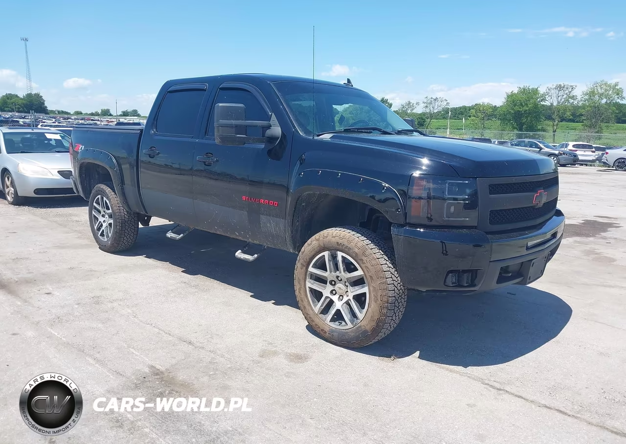 2010 Chevrolet Silverado 1500 Ltz – zdjęcie 1 z 18