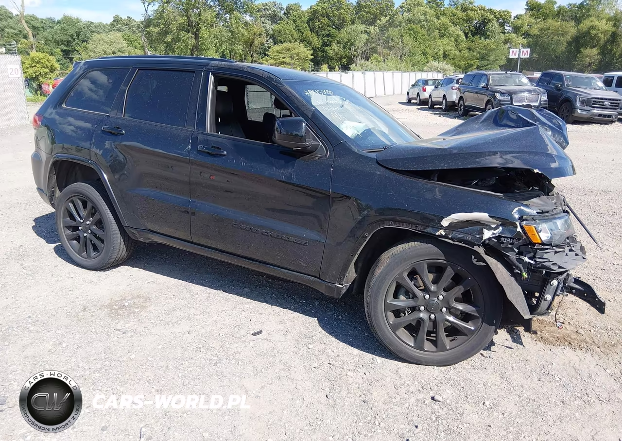2021 Jeep Grand Cherokee Laredo X 4X4