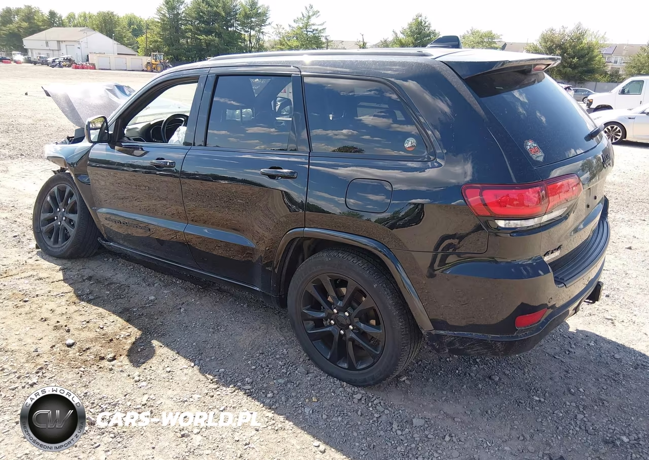 2021 Jeep Grand Cherokee Laredo X 4X4 VIN:1C4RJFAG2MC530414 - 3