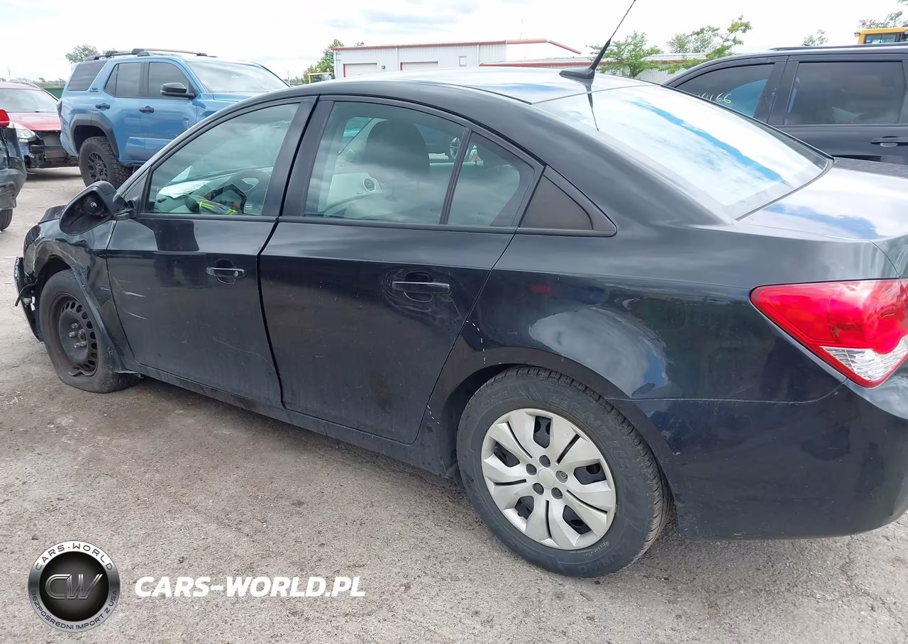 2014 Chevrolet Cruze Ls Auto VIN:1G1PA5SG2E7394787 - 3