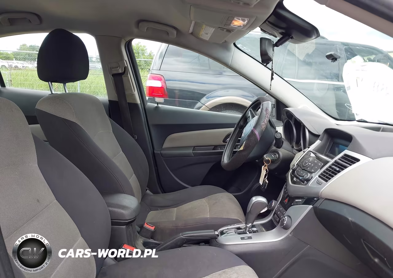 2014 Chevrolet Cruze Ls Auto VIN:1G1PA5SG2E7394787 - 5