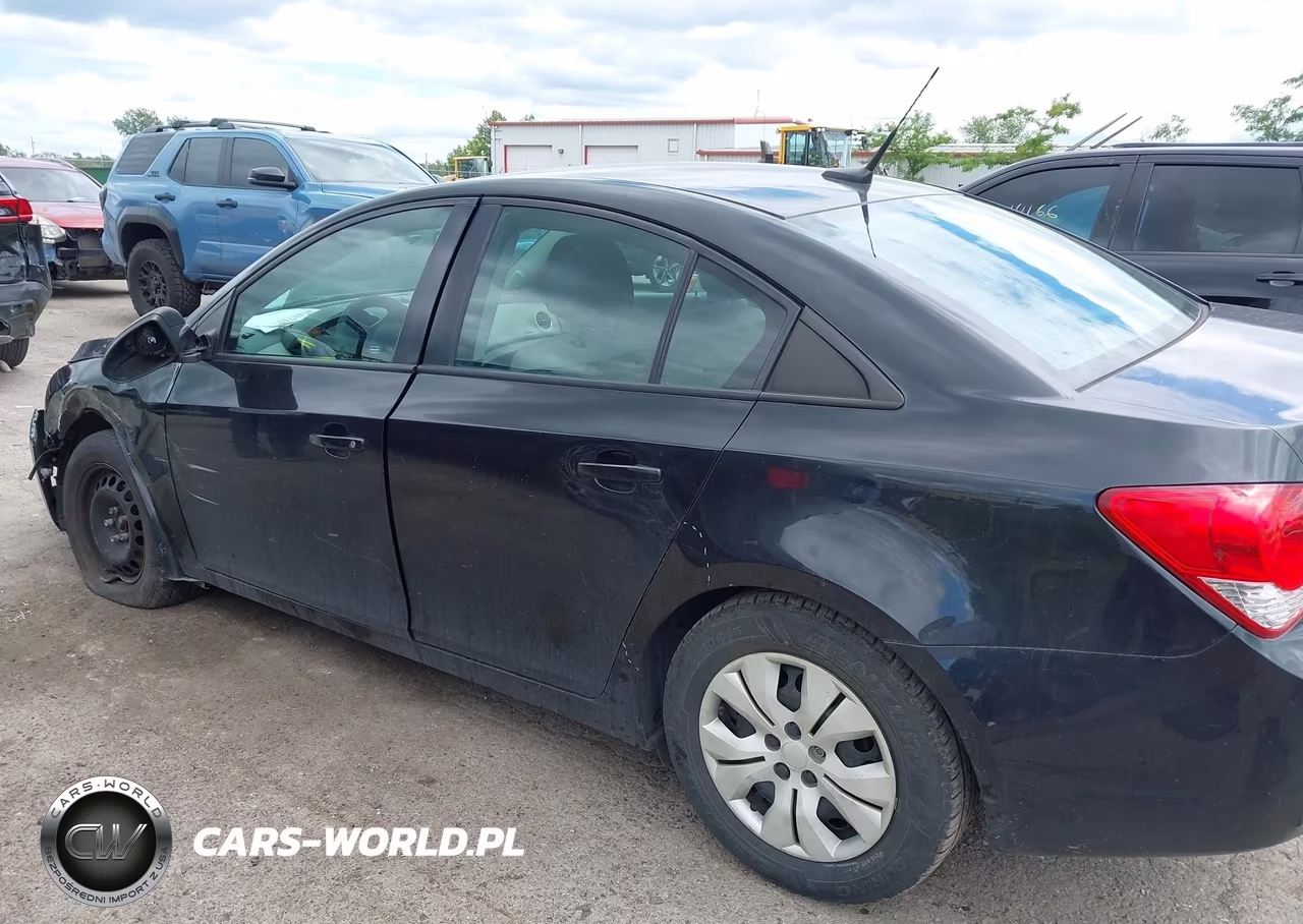 2014 Chevrolet Cruze Ls Auto VIN:1G1PA5SG2E7394787 - 9
