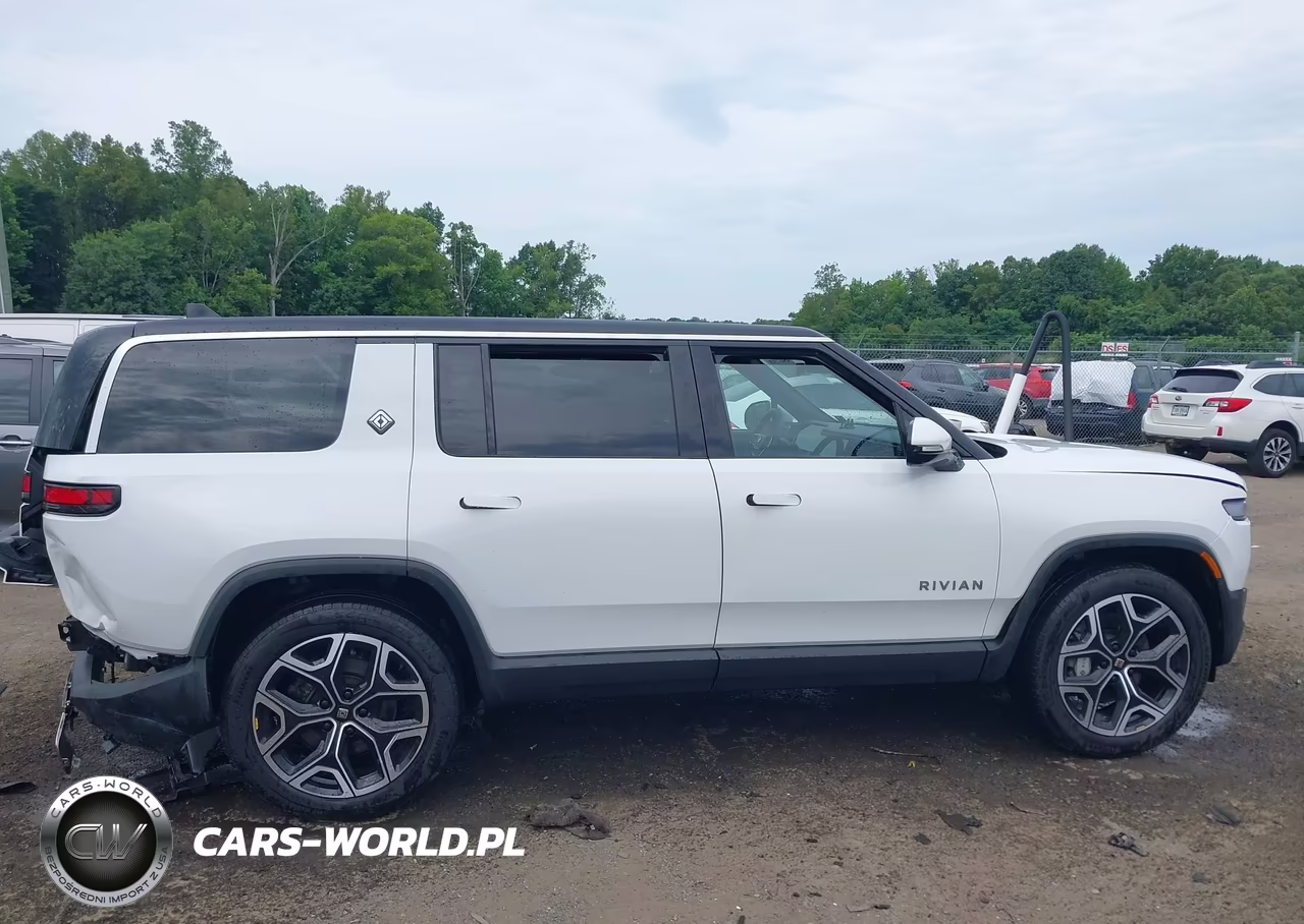 2025 Rivian R1S Adventure Dual Motor Large Pack-Adventure Dual Motor Max Pack VIN:7PDSGBBA6SN047196 - 14