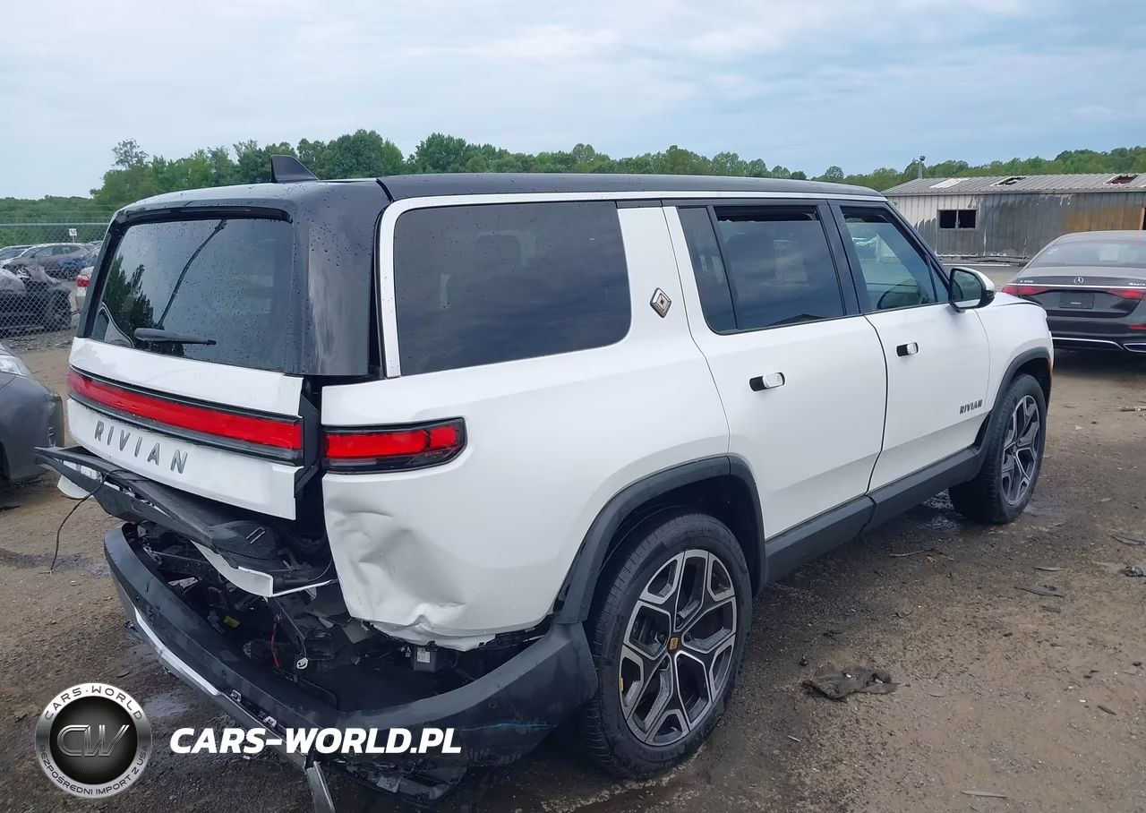 2025 Rivian R1S Adventure Dual Motor Large Pack-Adventure Dual Motor Max Pack VIN:7PDSGBBA6SN047196 - 4