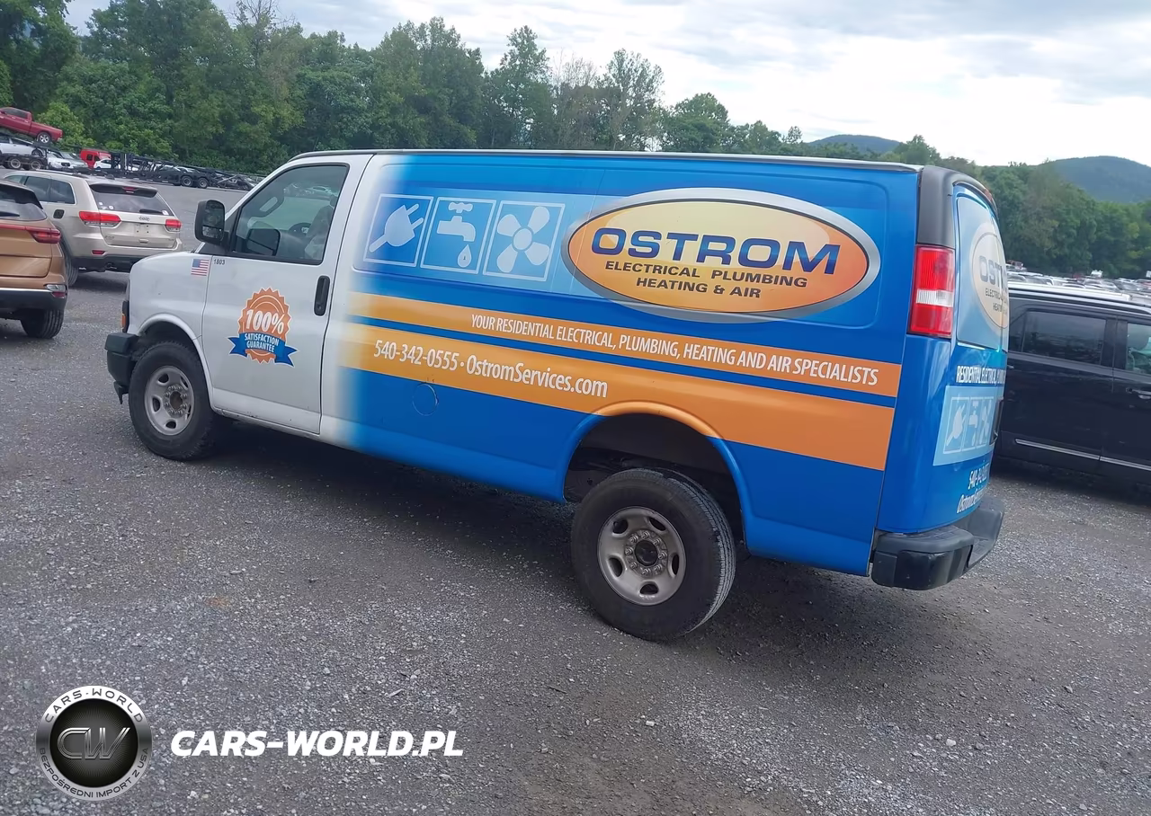 2018 Chevrolet Express 2500 Work Van VIN:1GCWGAFP6J1340328 - 3