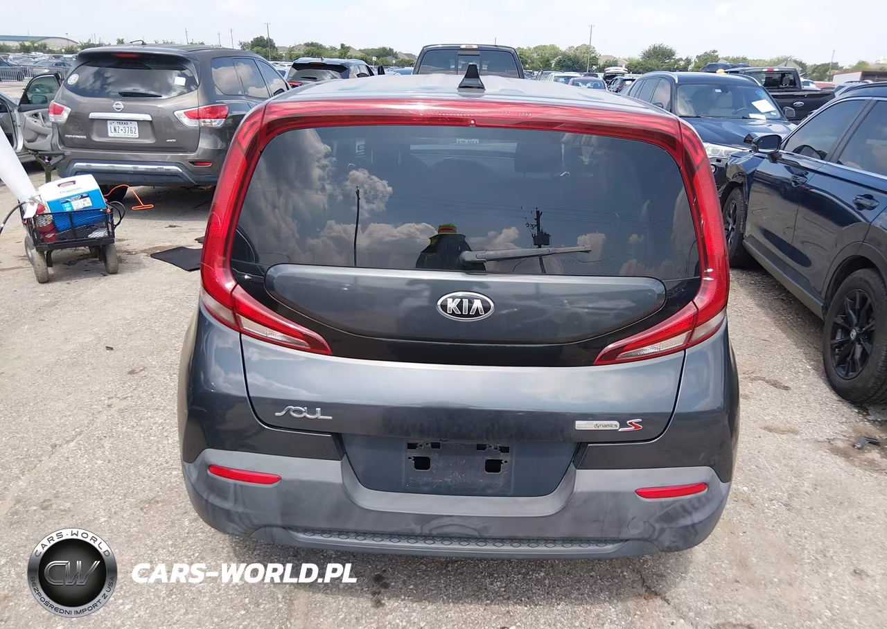 2021 Kia Soul S VIN:KNDJ23AU7M7792744 - 16