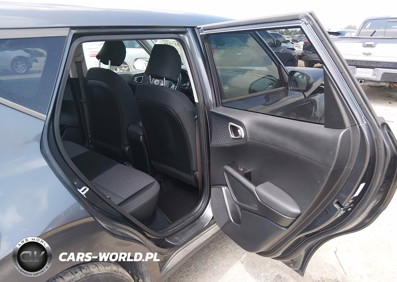 2021 Kia Soul S VIN:KNDJ23AU7M7792744 - 8
