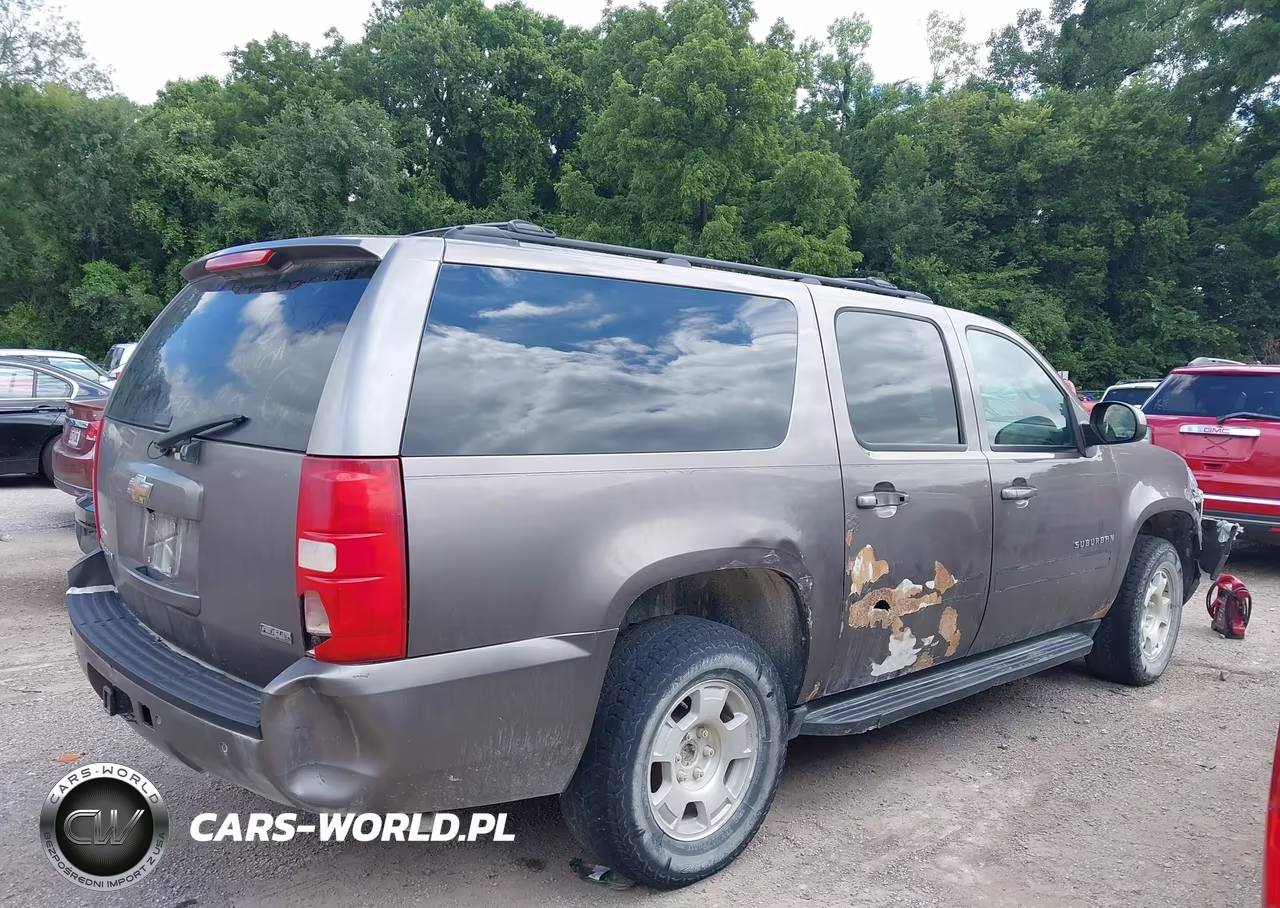 2011 Chevrolet Suburban Ls VIN:1GNSKHE34BR356526 - 13