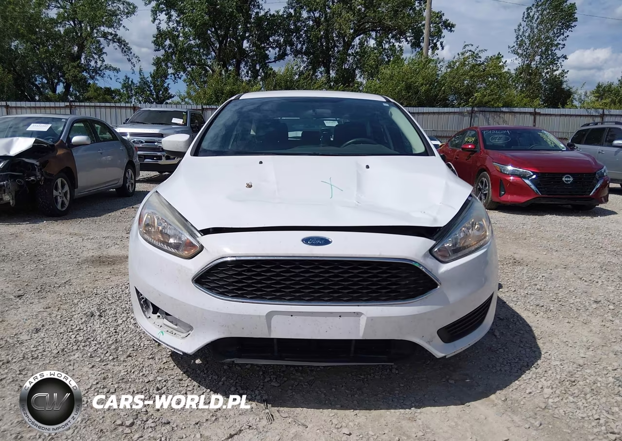 2018 Ford Focus Se VIN:1FADP3K26JL262205 - 6