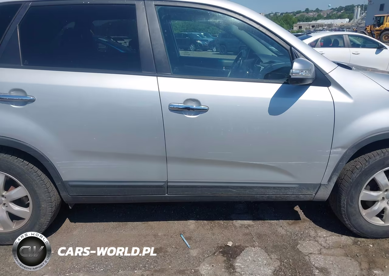 2013 Kia Sorento Lx VIN:5XYKT4A61DG361845 - 6