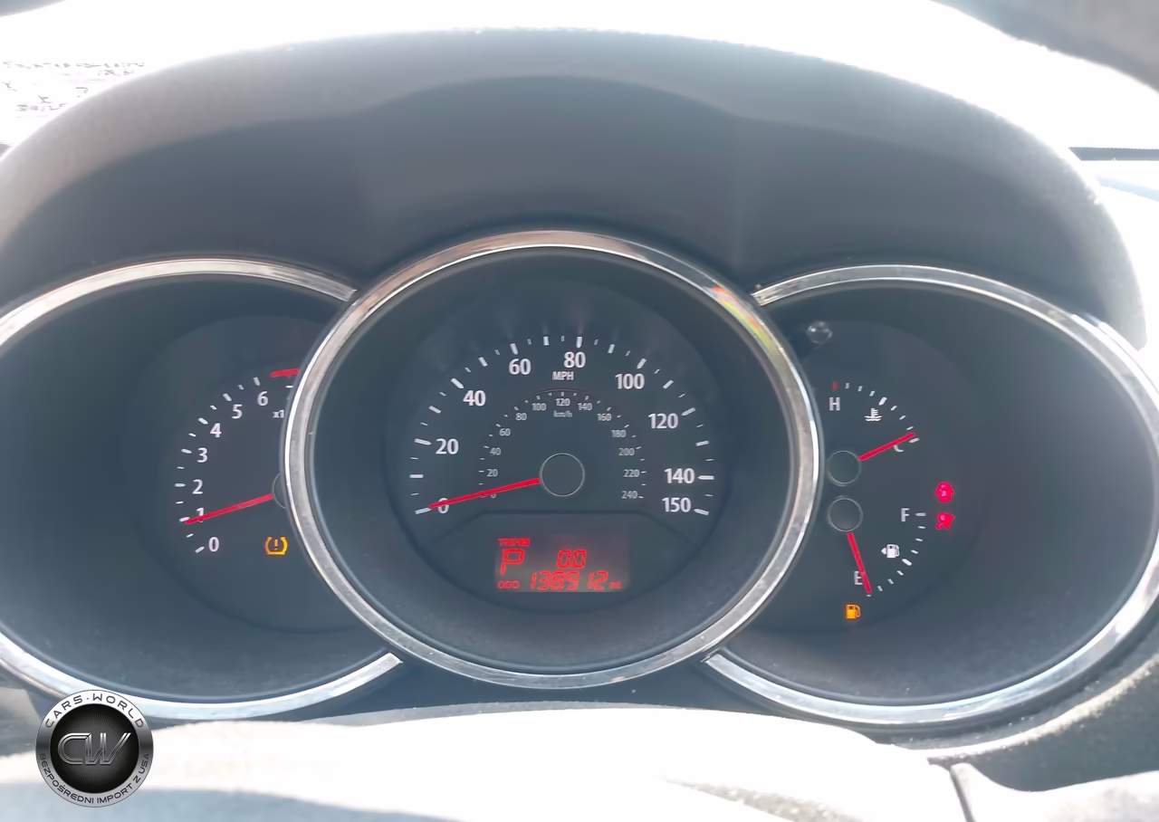 2013 Kia Sorento Lx VIN:5XYKT4A61DG361845 - 7