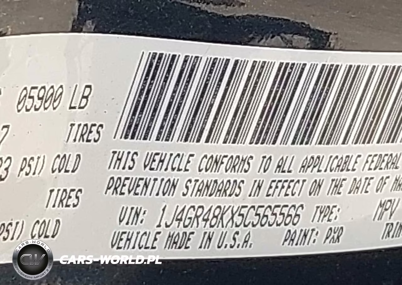 2005 Jeep Grand Cherokee Laredo VIN:1J4GR48KX5C565566 - 9