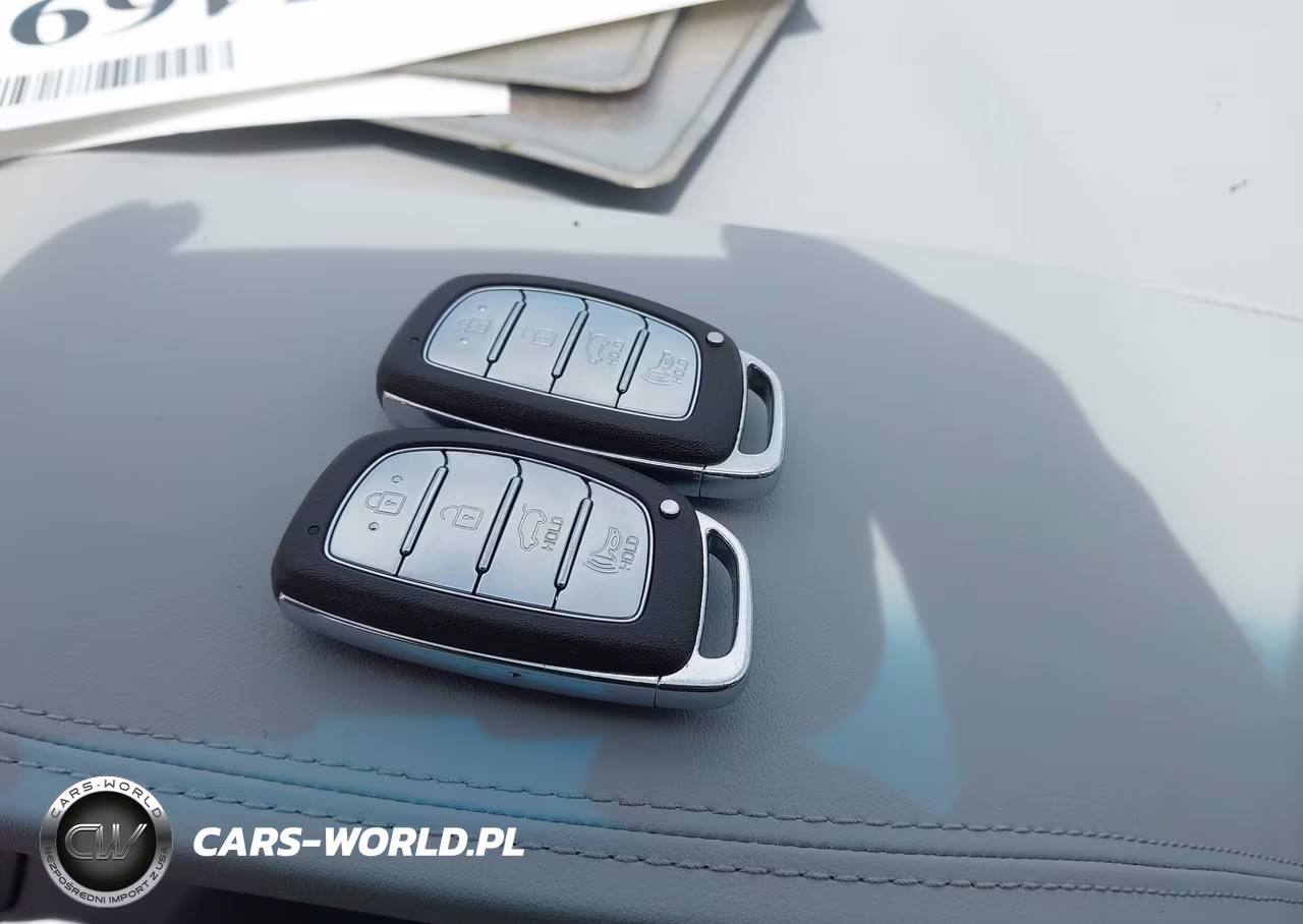 2020 Hyundai Ioniq Hybrid Blue VIN:KMHC65LCXLU232063 - 11