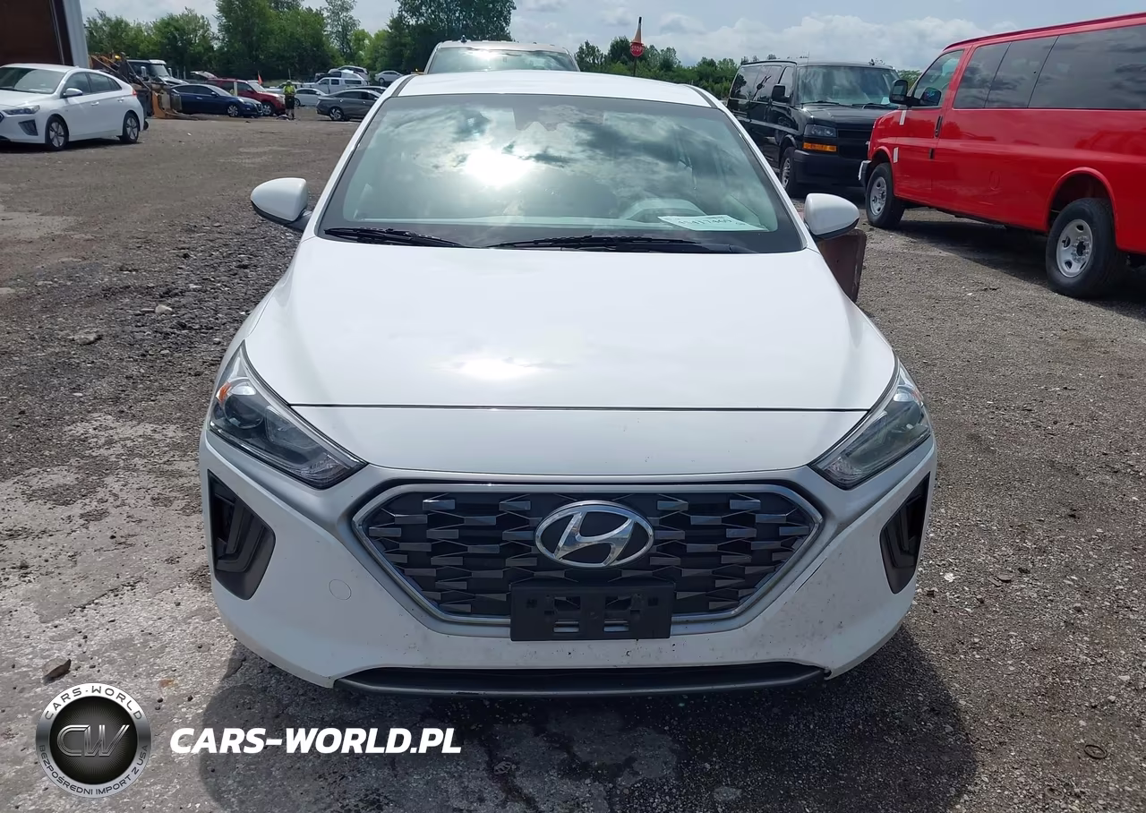 2020 Hyundai Ioniq Hybrid Blue VIN:KMHC65LCXLU232063 - 6