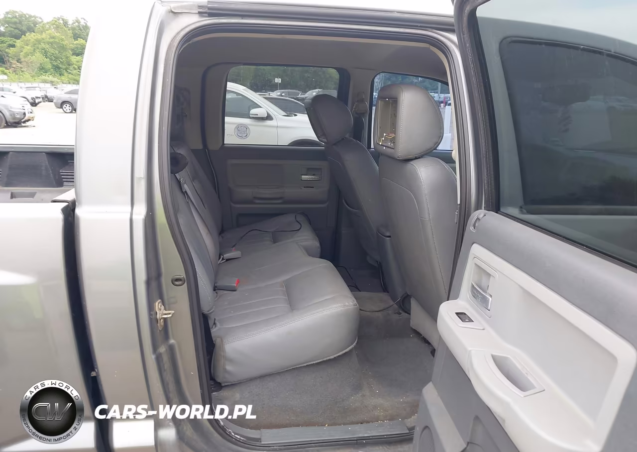 2006 Dodge Dakota Laramie VIN:1D7HW58N06S509376 - 8