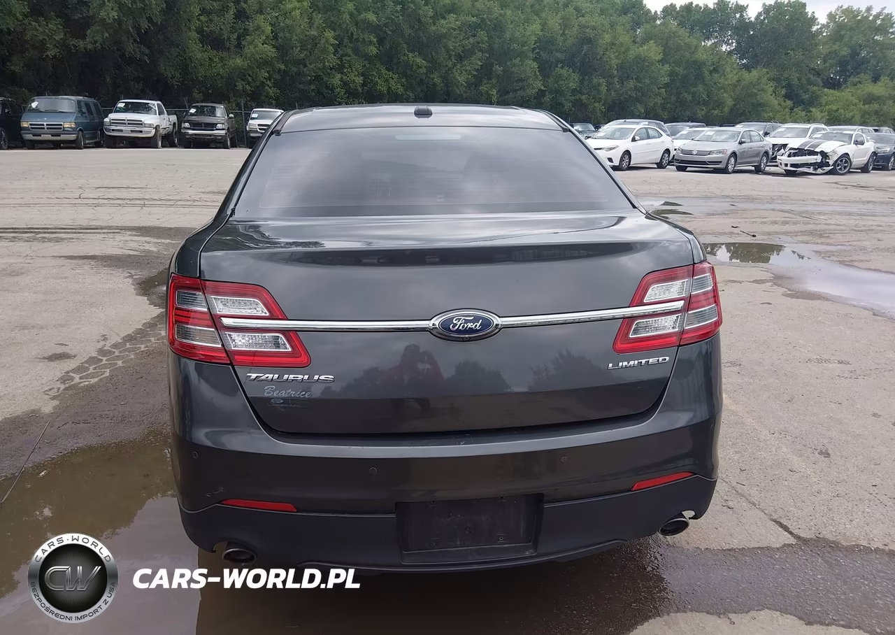 2018 Ford Taurus Limited VIN:1FAHP2F80JG106244 - 17