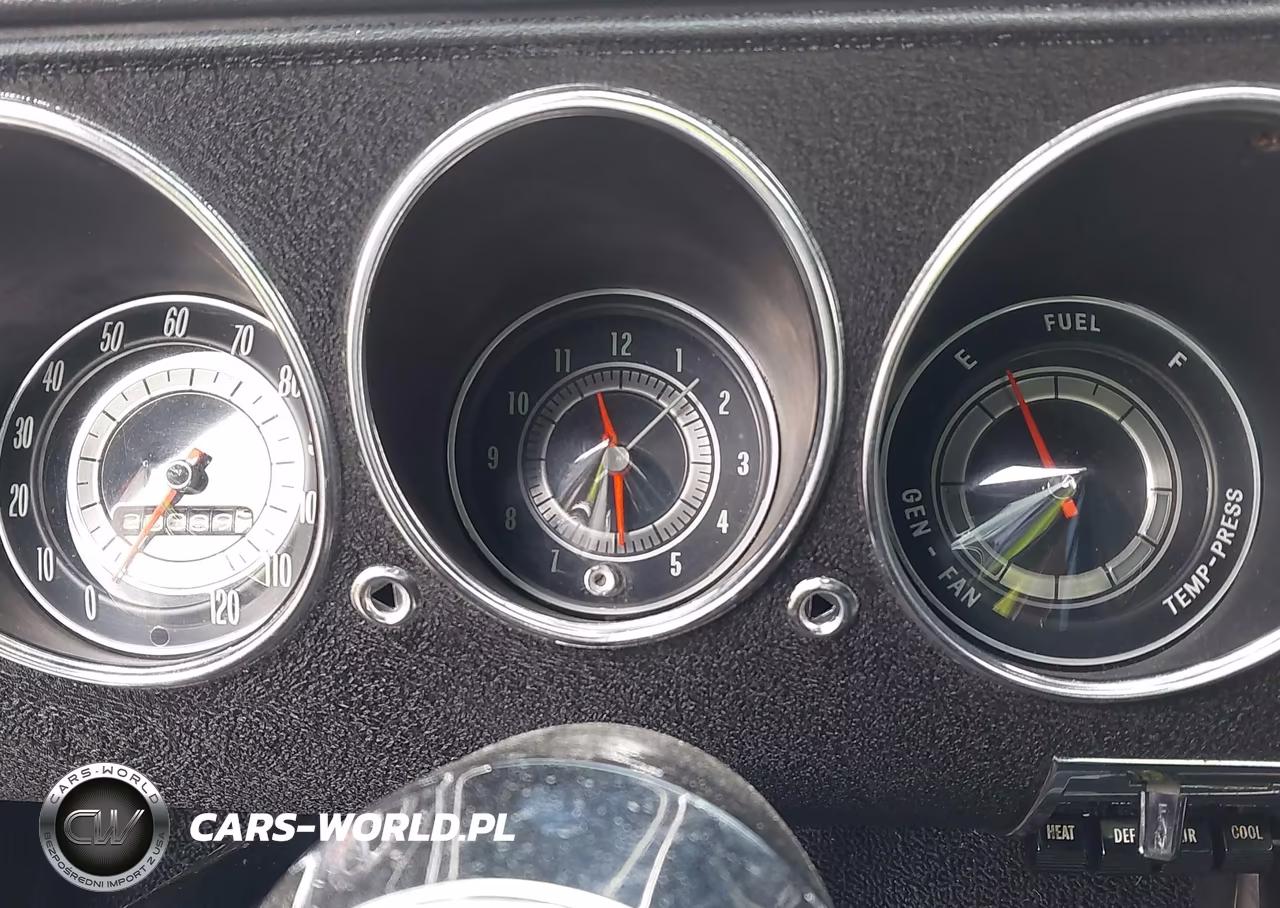 1966 Chevrolet Corvair VIN:105396L106998 - 7