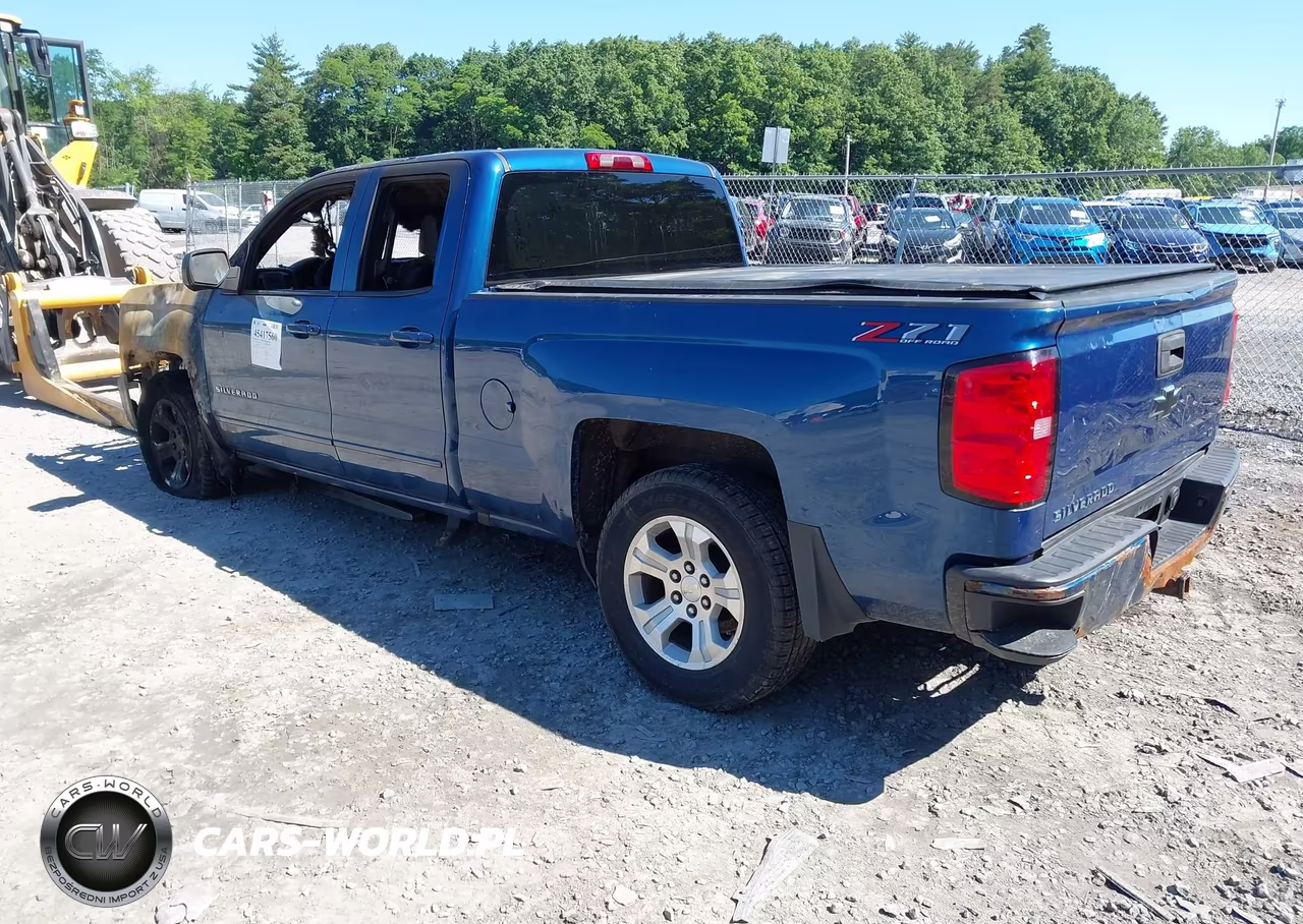 2018 Chevrolet Silverado 1500 Lt VIN:1GCVKREC1JZ202348 - 3