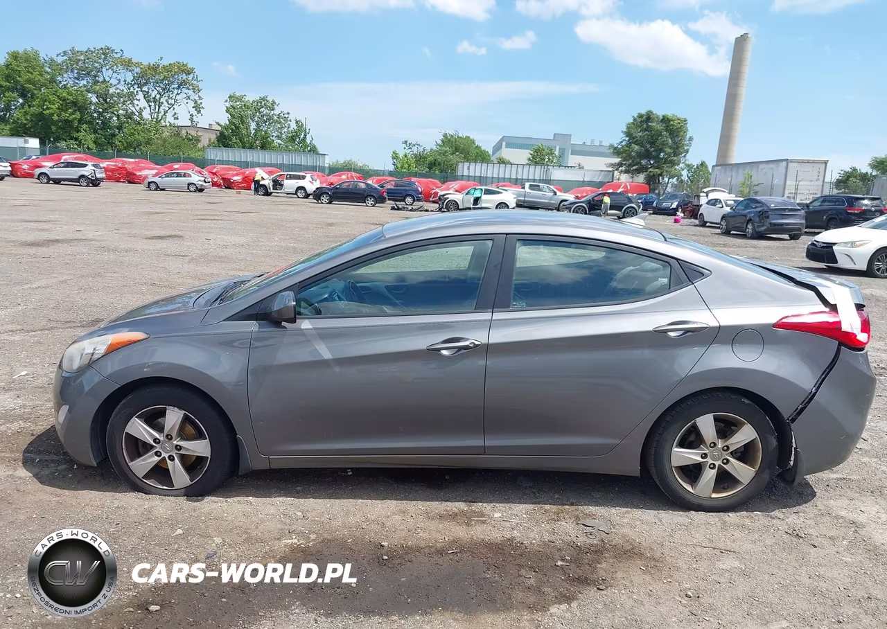 2013 Hyundai Elantra Gls VIN:5NPDH4AE7DH167055 - 14