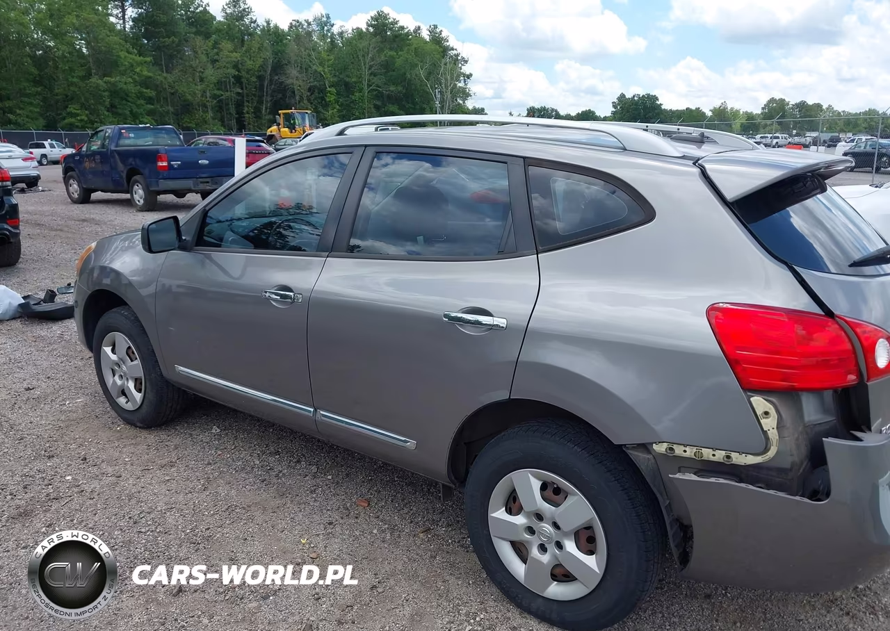 2015 Nissan Rogue Select S VIN:JN8AS5MV4FW252149 - 3